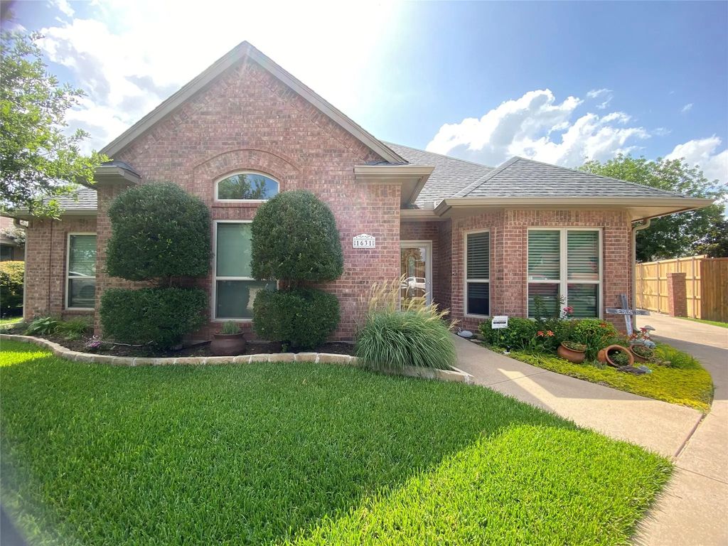 1631 Greenway Court, Midlothian