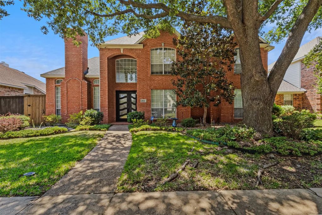 3844 Walden Way, Dallas
