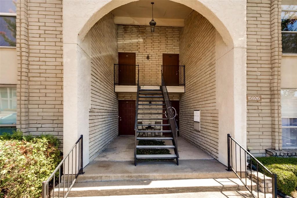 15926 Stillwood Street 2072, Dallas