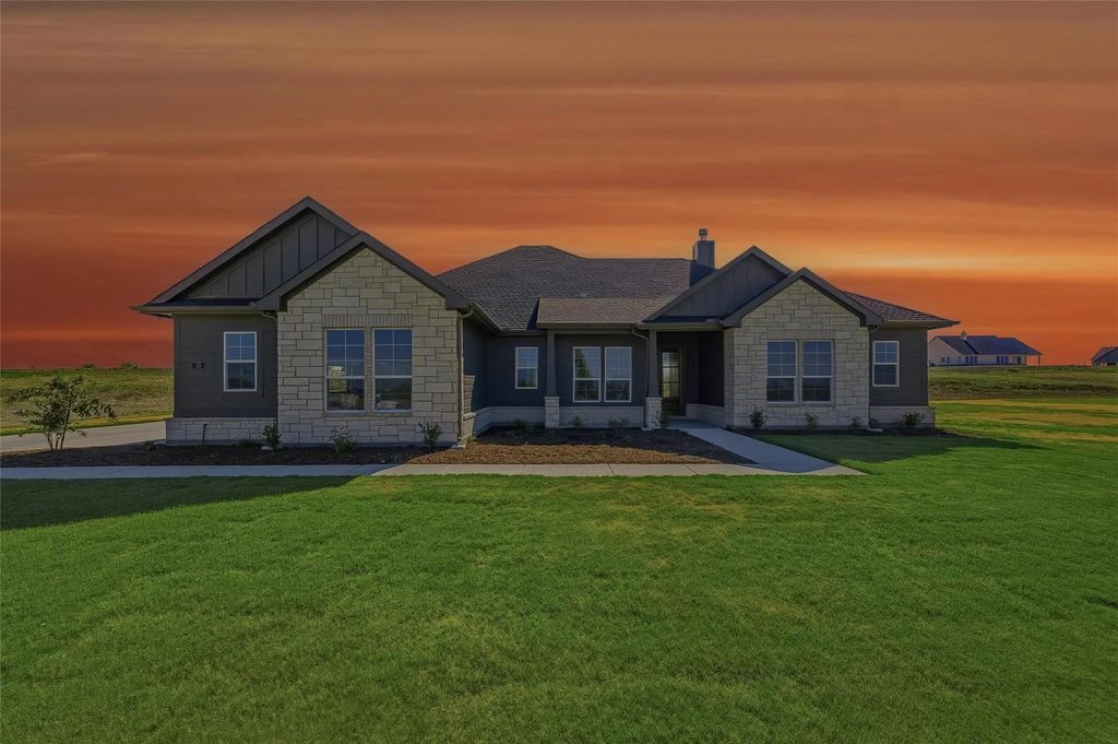 153 Big Sky Road, Decatur