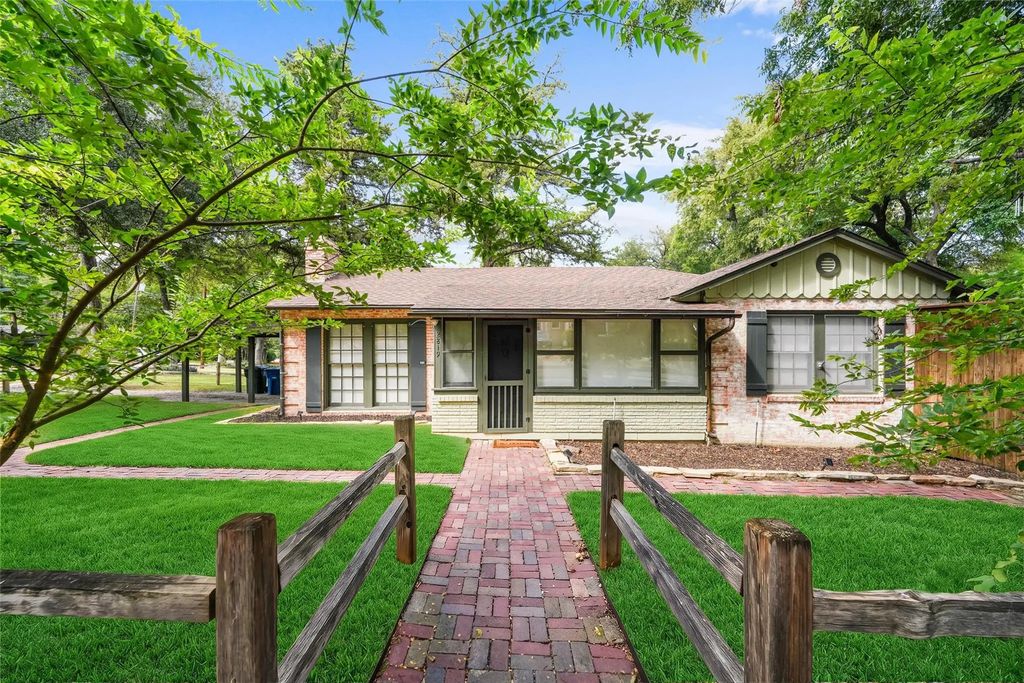 2819 Alden Avenue, Dallas