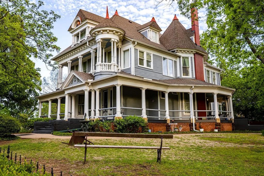 412 W Morton Street Lot 1 And 2, Denison