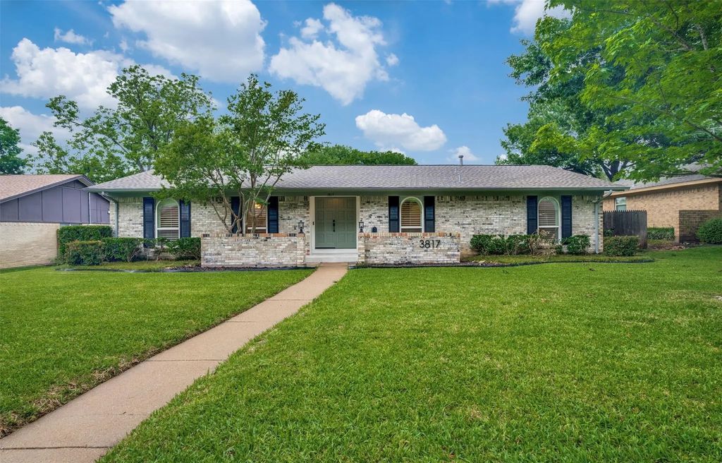 3817 Crestpark Drive, Farmers Branch