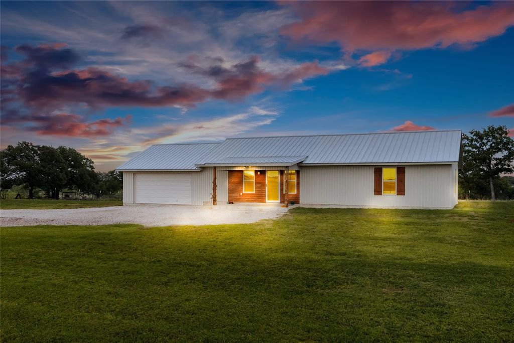 493 Browning Road, Bellevue