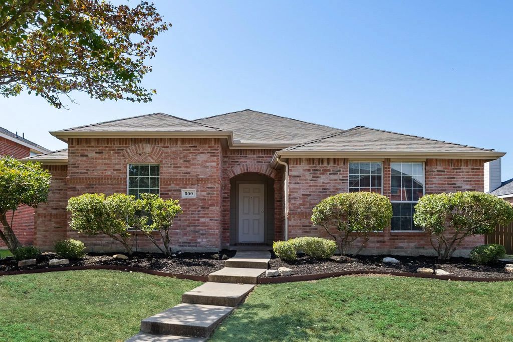 509 Rowdy Drive, Royse City