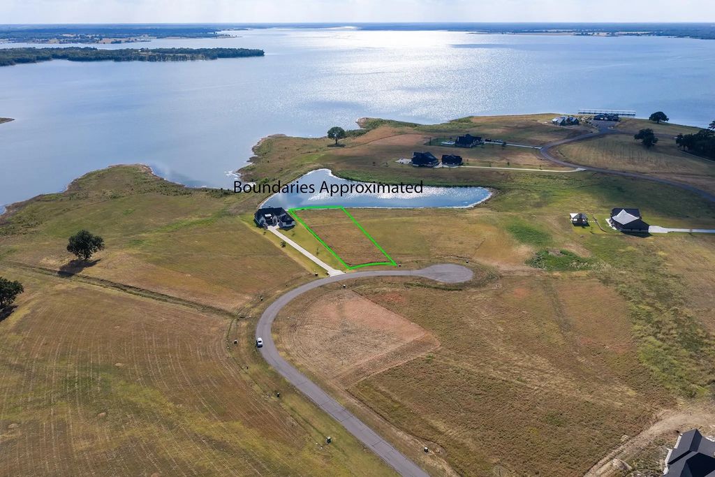 425 Sailview Court, Honey Grove