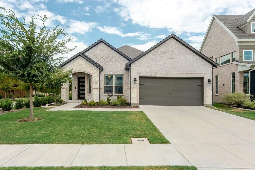 3816 Lochwood Drive, Rowlett