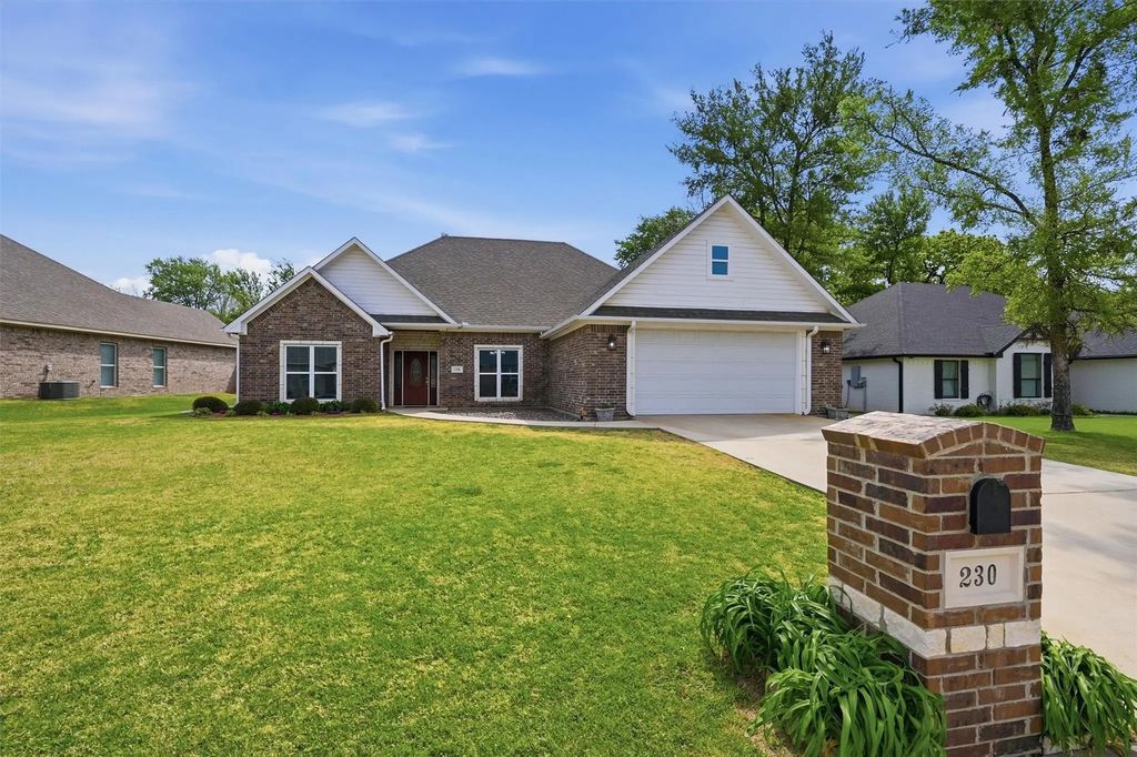 230 Bent Oak Drive, Pottsboro