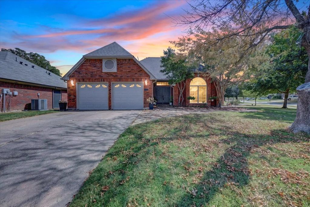 2417 Covington Drive, Flower Mound