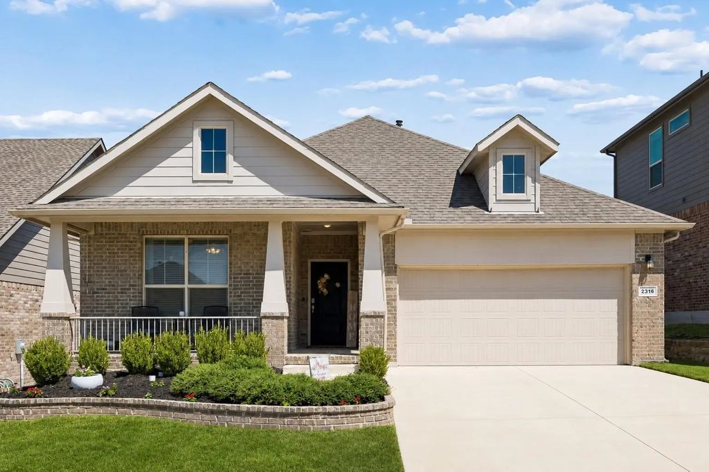 2316 Mockingbird Court, Northlake