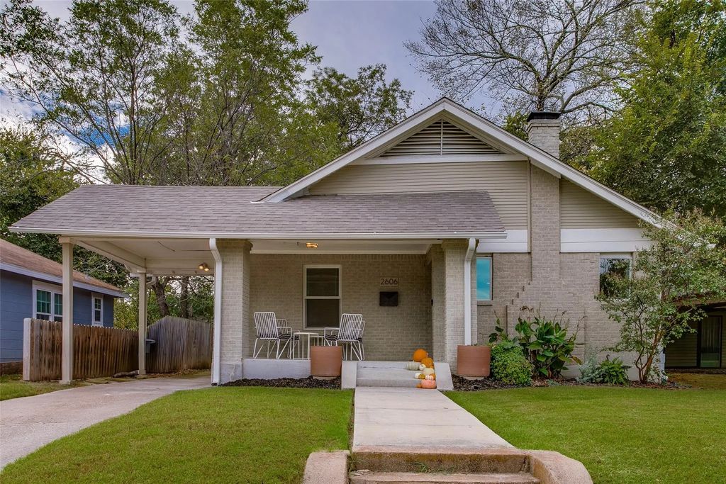 2606 W 12th Street, Dallas
