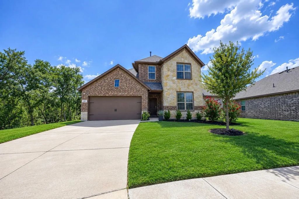 591 Yucca Court, Princeton
