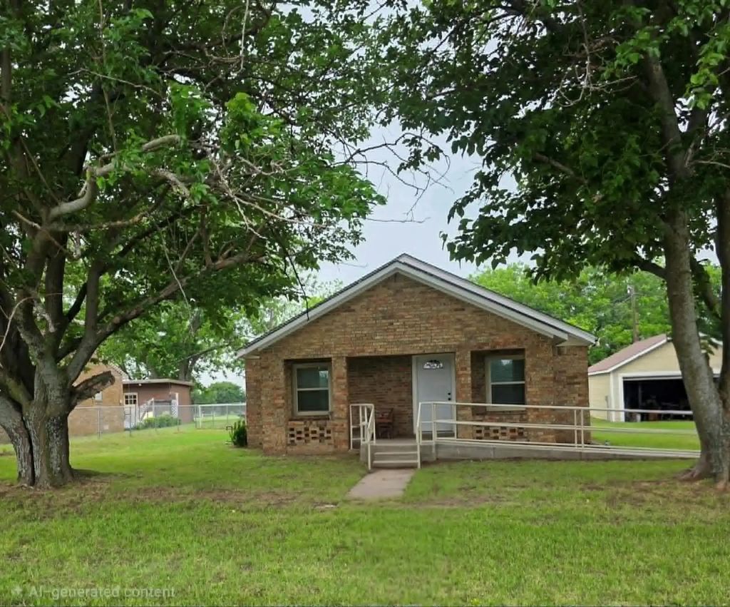 7498 State Highway 175, Montague