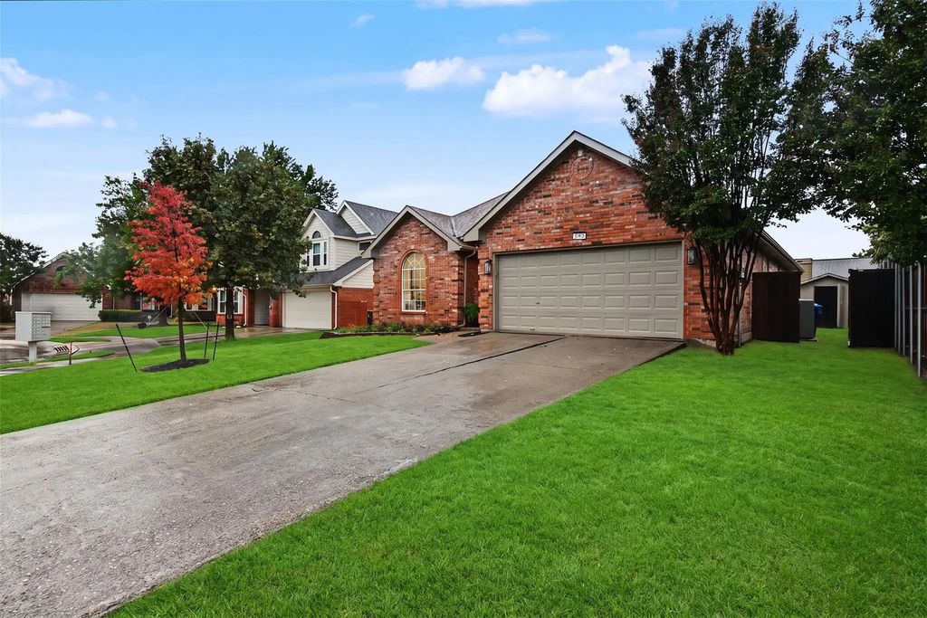 1213 Marcus Court, Flower Mound