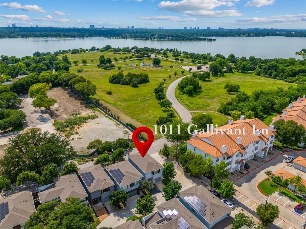 1011 Gallivant Lane, Dallas