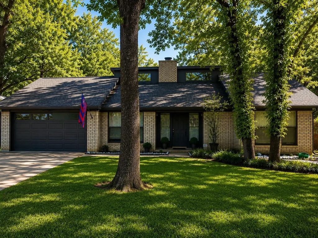 2858 Cresthaven Drive, Grapevine
