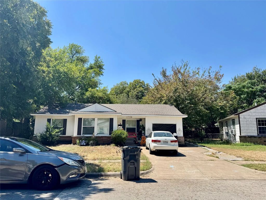 1706 Stewart Drive, Arlington