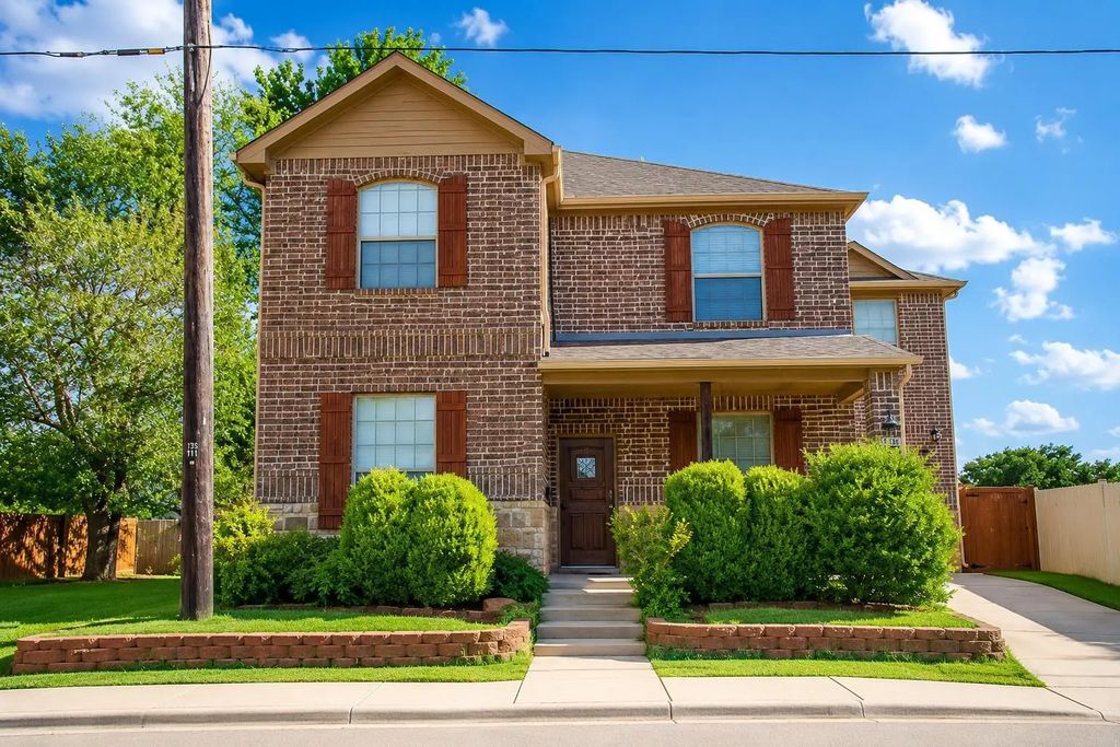 606 Seneca Boulevard, McKinney