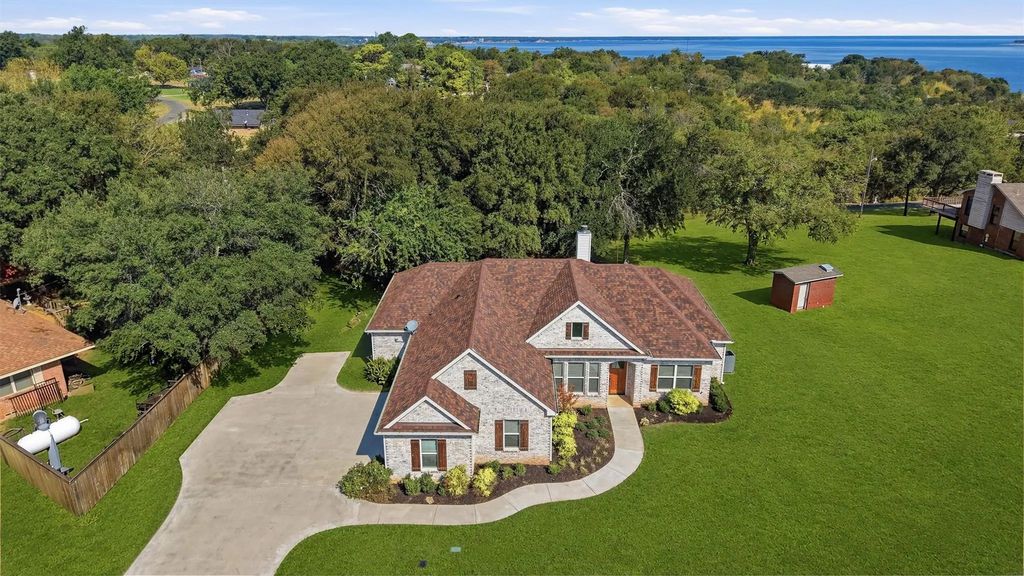 57 Texoma Terrace Road, Denison
