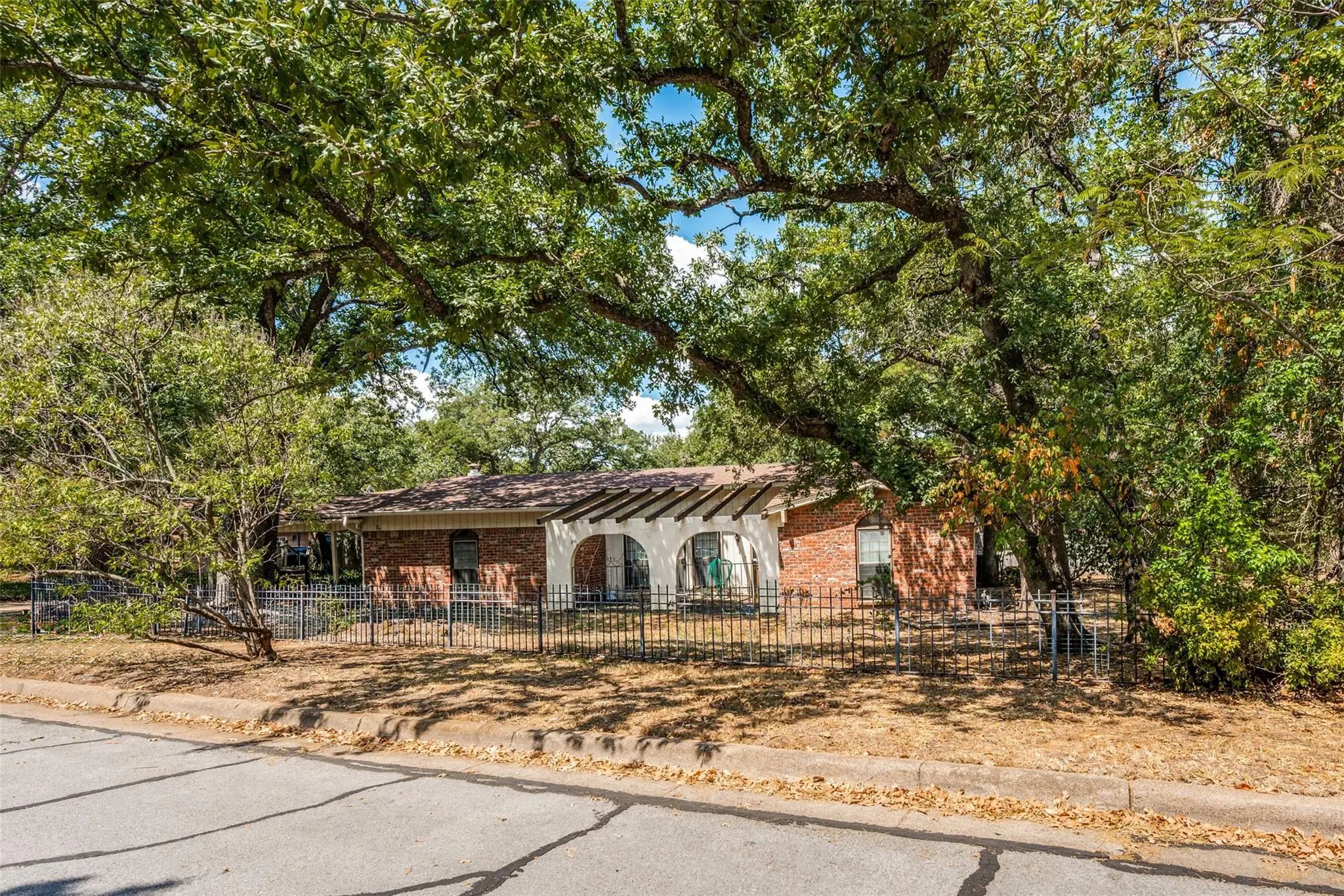 Photo of Listing #21376182