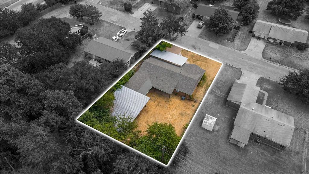 403 Hogle Street, Weatherford