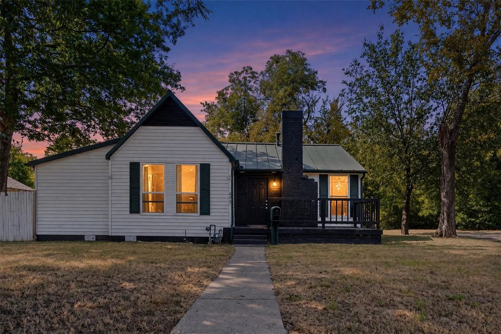 613 Houston Street, Sulphur Springs