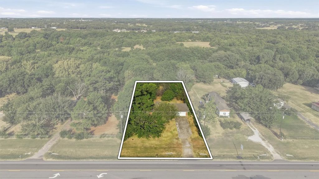 1017 Highway 377 N, Whitesboro