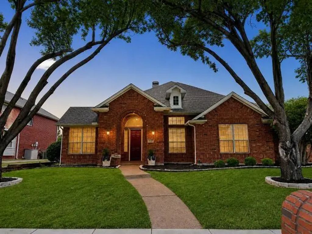 4305 Maize Drive, Plano