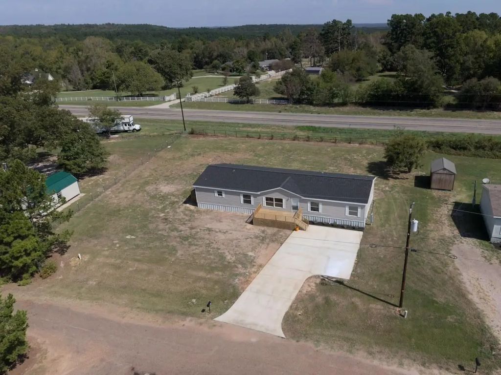 142 Vz County Road 4830, Ben Wheeler