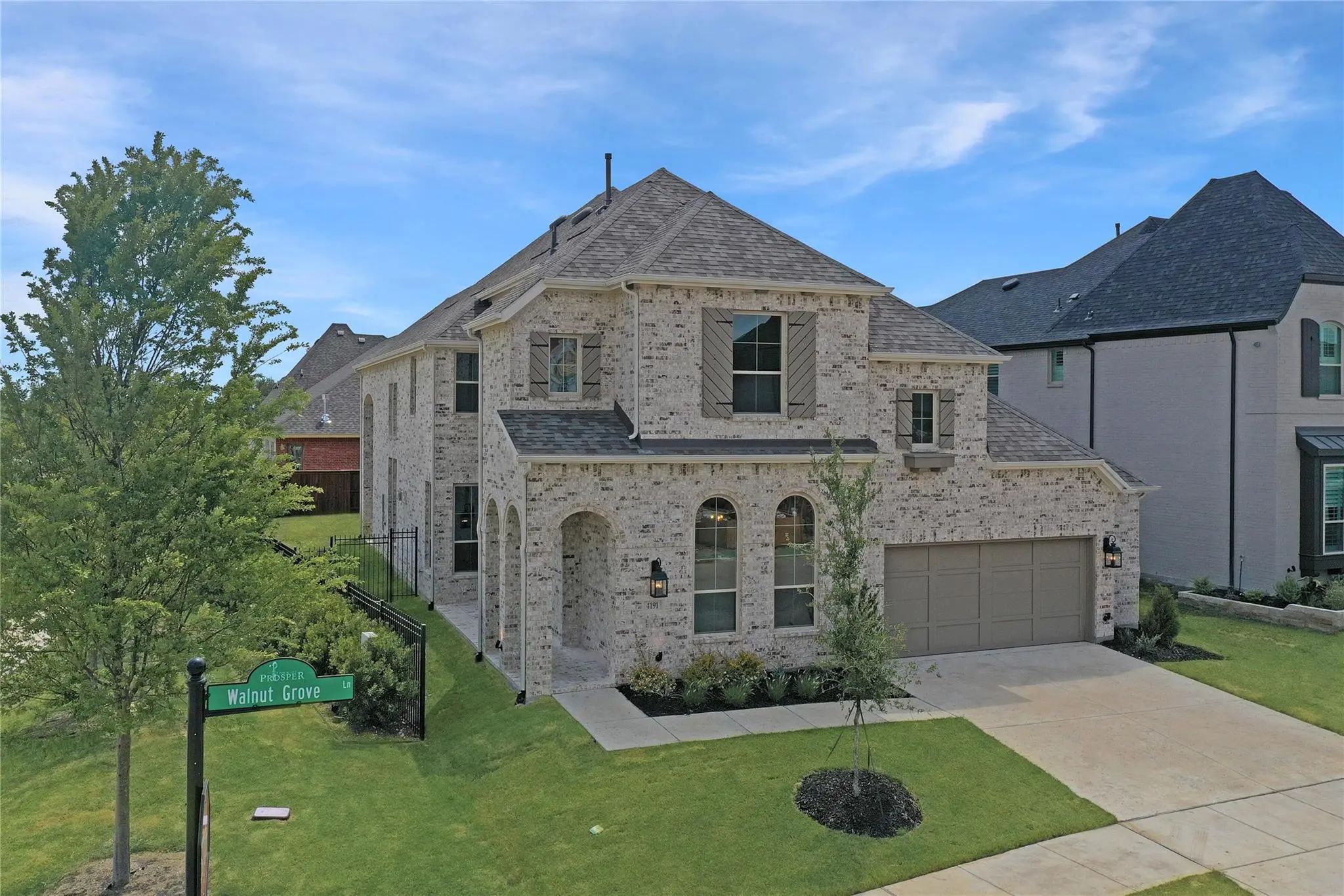 Photo of Listing #21376599