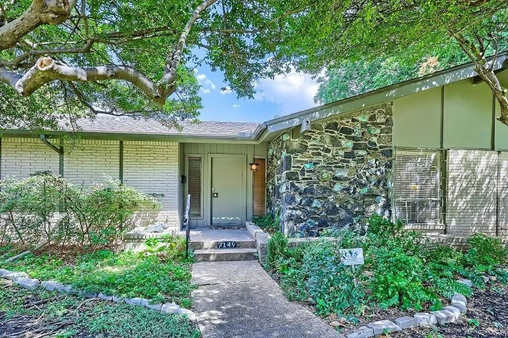 7149 Blairview Drive, Dallas