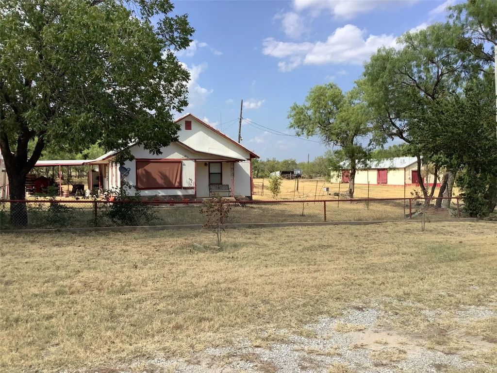 112 County Road 115, Cisco