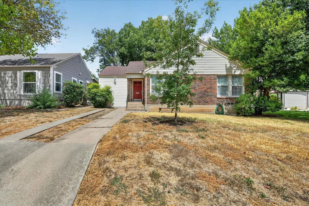 4216 Donnelly Avenue, Fort Worth