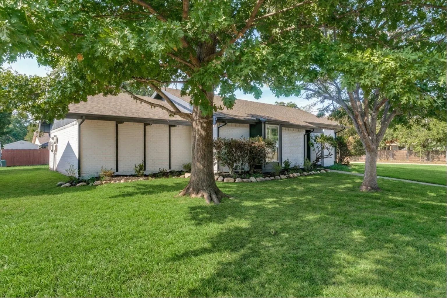 Photo of Listing #21376879