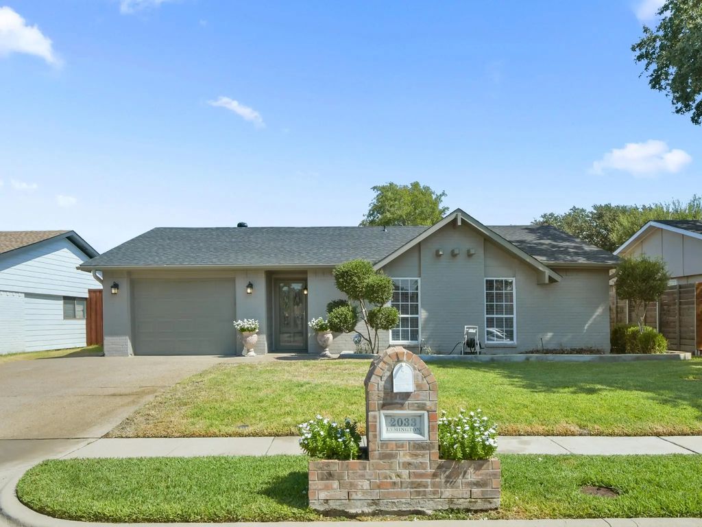 2033 Lymington Road, Carrollton