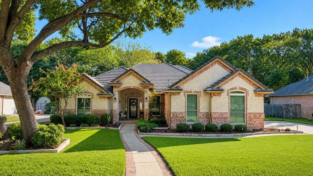3122 Oakview Drive, Hurst
