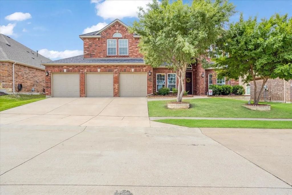 319 Westphalian Drive, Celina