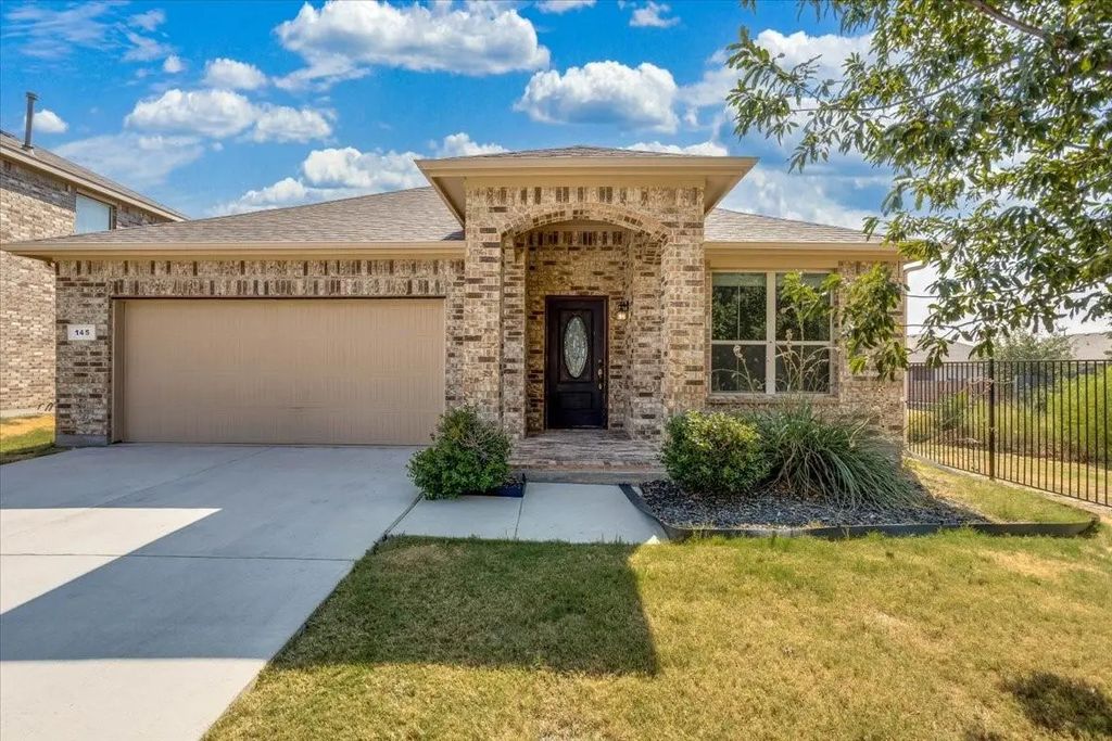 145 Hidden Creek Court, Saginaw