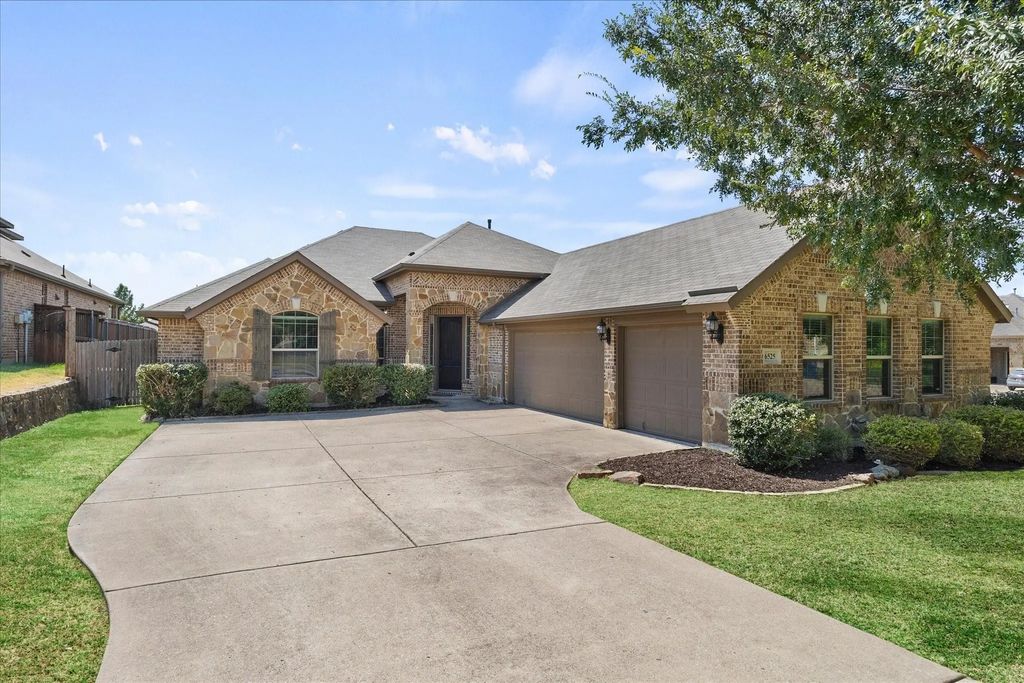6525 Day Farm Court, Rowlett