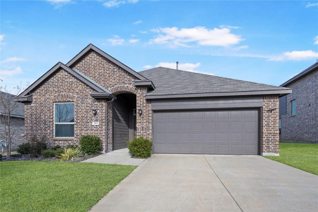 512 Mccoy Drive, Van Alstyne