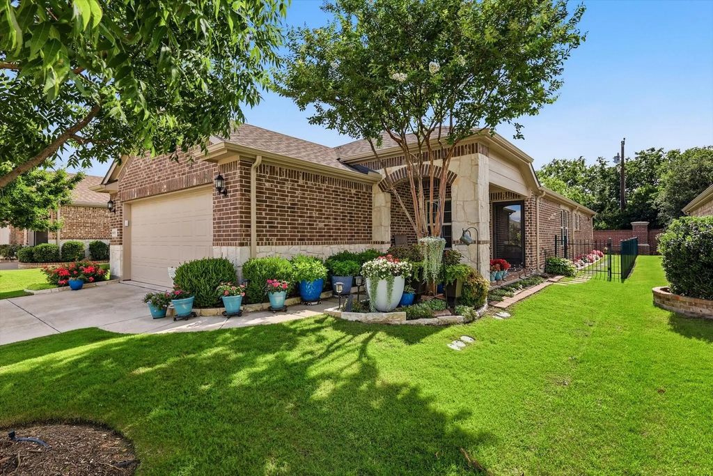 8915 Twin Pines Lane, Frisco