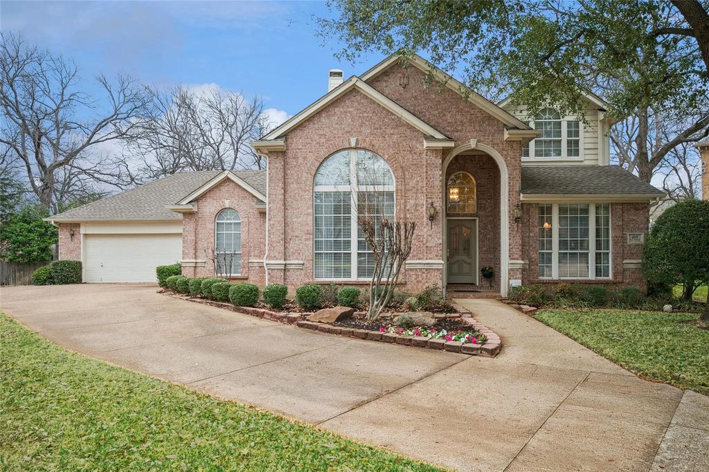 405 Royal Colonnade, Arlington