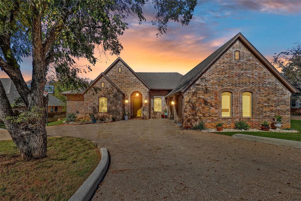 6222 Prospect Hill Drive, Granbury