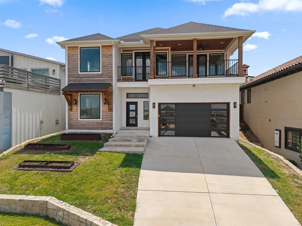 9053 Quarry Hill Court, Fort Worth