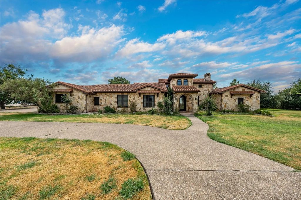 1160 The Shores Drive, Corsicana