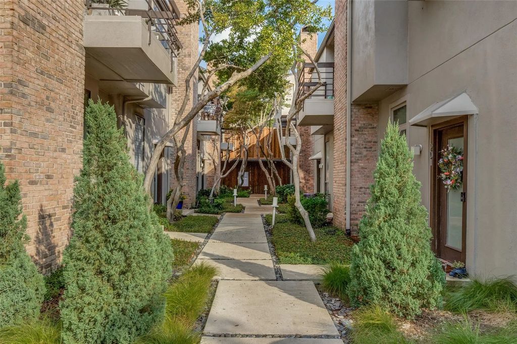 3944 Buena Vista Street 206, Dallas