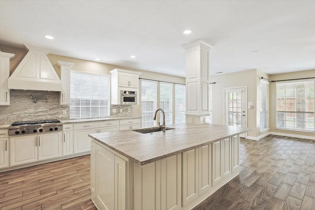 1231 Golf Club Drive, Lantana