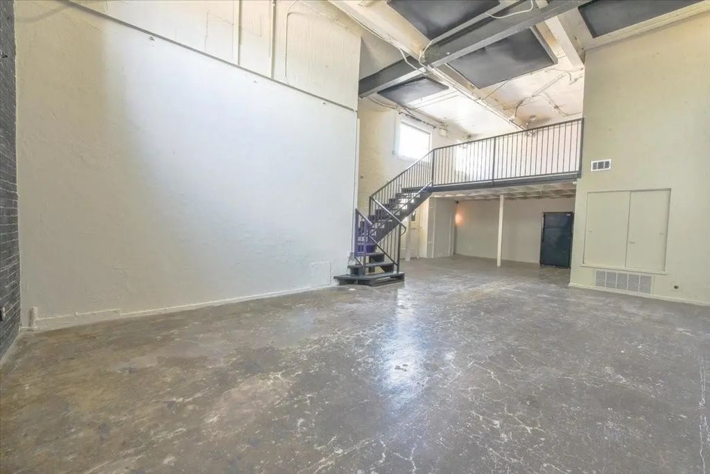 2501 S Harwood Street 12, Dallas