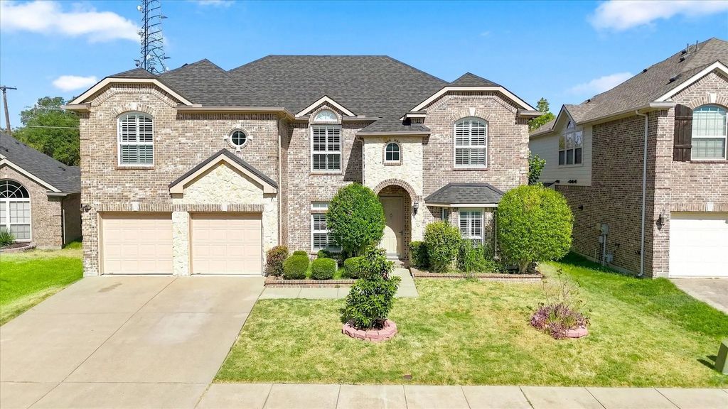809 Meadowside Court, Garland