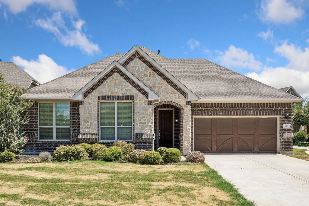 609 Morning Glory Lane, Mansfield